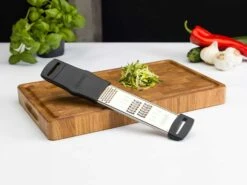 ALLIGATOR GRATER & JULIENNE CUTTER Käsereibe Und Julienne Reibe Raspel -Küchengeräte 09fae111 0b82 4edb b43a 3048cbaf9807
